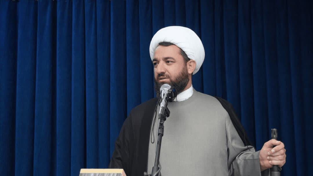 امام جمعه شهر دهدشت : خلیج فارس بدون آمریکا واقعیتی در دسترس / تاکید بر اجرای سند تحول بنیادین در آموزش و پرورش  / مبارزه جدی با محتکرین و گران فروشان 