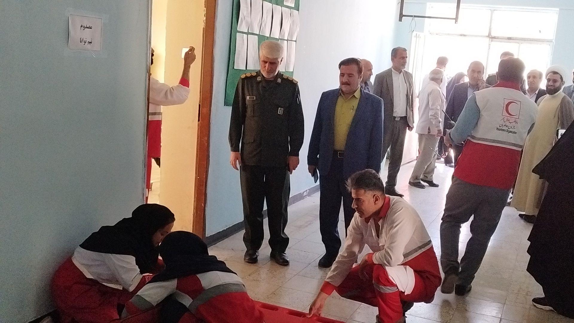 برگزاری مانور پدافند غیر عامل در مدارس کهگیلویه 