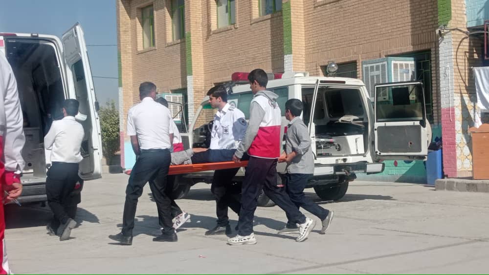 برگزاری بیست و هفتمین مانور سراسری ایمنی و زلزله در مدارس کهگیلویه 