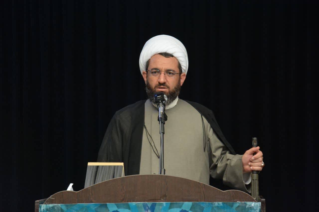 امام جمعه دهدشت : «ایران قوی» تنها راه حفظ عزت، استقلال و امنیت ملی در برابر تهدیدهای خارجی است