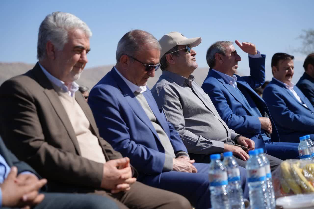 آغاز عملیات اتصال و بهسازی مسیر سرفاریاب به محور دهدشت ـ پاتاوه