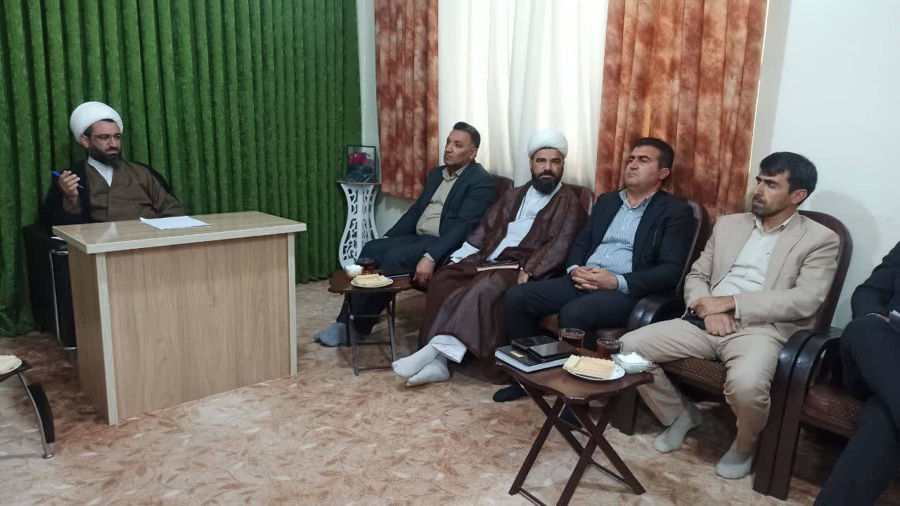 برگزاری جلسه شورای فرهنگ عمومی کهگیلویه با محوریت عید غدیر /  تقدیر فرماندار از عملکرد اداره فرهنگ و ارشاد اسلامی کهگیلویه در برنامه های فاخر فرهنگی ، مذهبی و تجمعات شبانه میدان مرکزی / تمهیدات لازم برای بزرگداشت سالروز رحلت امام خمینی ره و قیام پانزده خرداد
