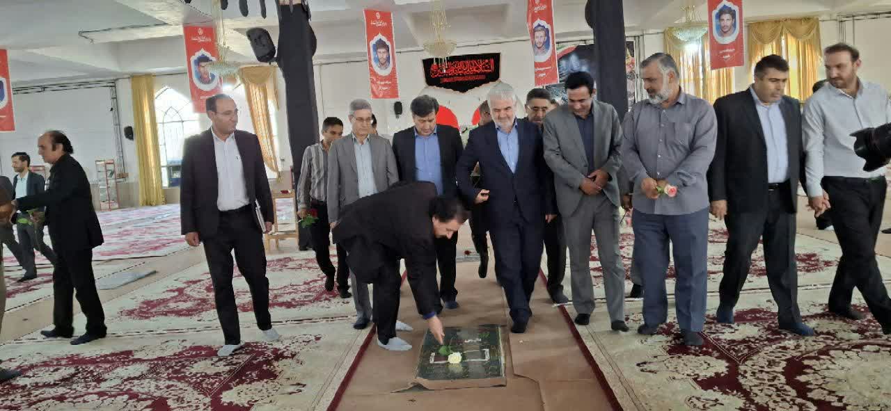 خبرنگار 