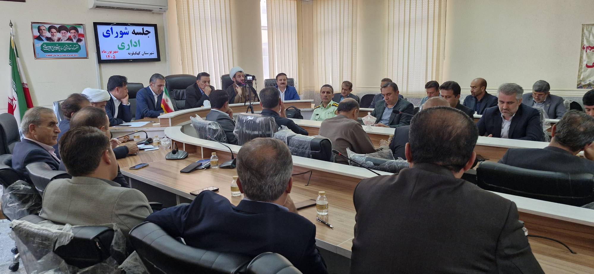فرماندار کهگیلویه : با حضور وزیر تعاون ، کار و رفاه اجتماعی در هفته دولت ۷۷ پروژه عمرانی افتتاح یا کلنگ زنی خواهد شد 