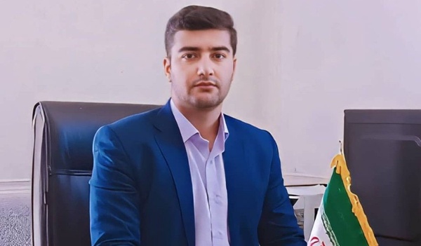 بخشدار جدیدپاتاوه جوان ترین بخشداردولت چهاردهم 