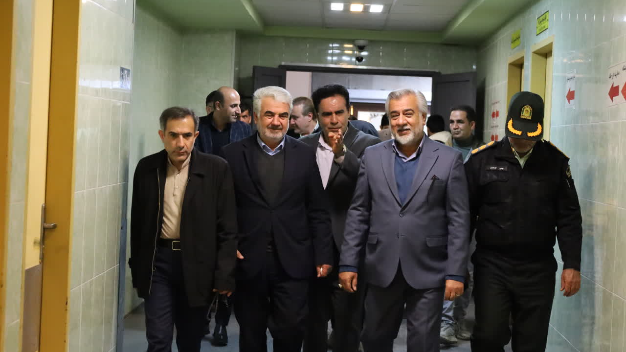 بازدیدرئیس دانشگاه علوم پزشکی و معاون سیاسی استاندار بیمارستان شهیدجلیل 
